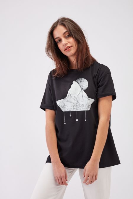 NATUREPAPERBOAT - T-shirt Gráfica Reciclada para Mulher em Preto